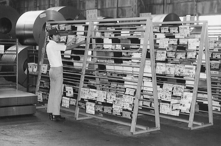 Kanban-system-at-Toyota-factory.png